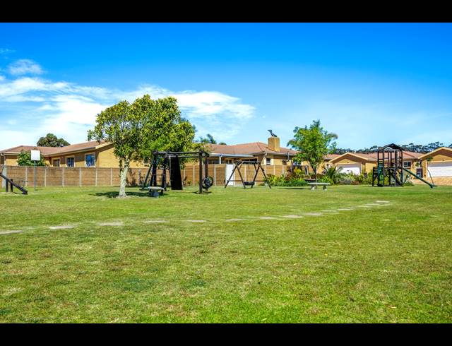 3 BEDROOM HOUSE FOR SALE IN SONSTRAAL HEIGHTS